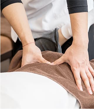 訪問リハビリマッサージの様子